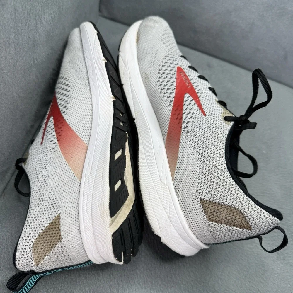 Brooks Revel 4 Men's 10.5 D Gray Red Running Shoes Sneakers 1103471D029